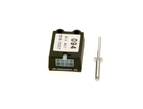 Bosch-Komponente in schwarzem Gehäuse mit grauem Anschlussstecker neben einem Metallstift auf weißem Hintergrund.